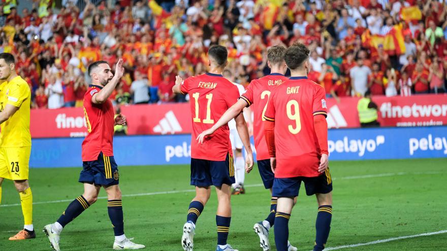 El España - República Checa en La Rosaleda, en imágenes