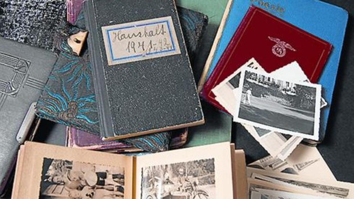 El hallazgo 8 Libretas de notas y álbumes de fotos de Himmler.