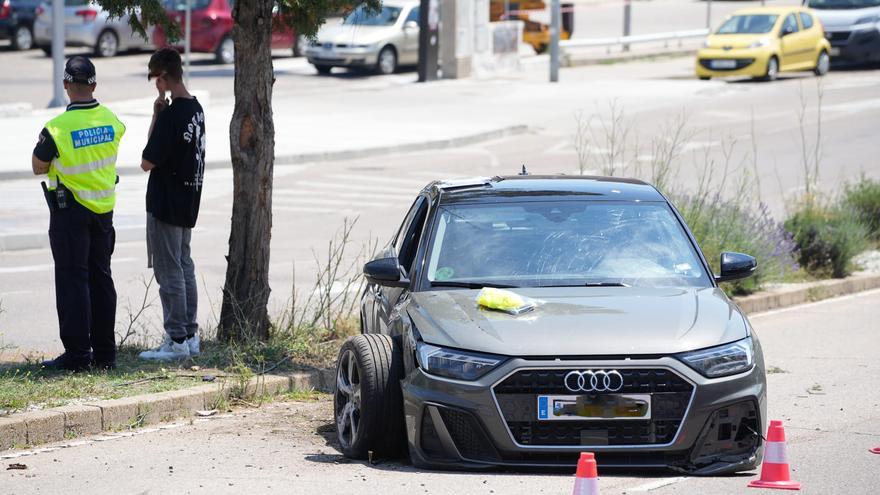 Estado en el que quedó el vehículo accidentado en la Cuesta del Bolón.