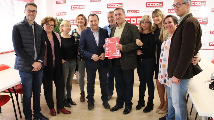 José Luis Ruiz Espejo, José Carlos Durán y Estefanía Martín Palop, entre otros, con Fernando Cubillo de CCOO.