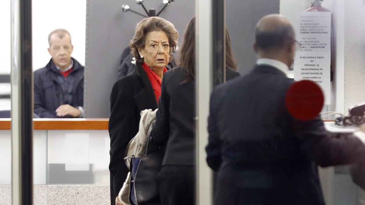 COMUNITAT VALENCIANA | Quiénes son los cinco jueces que han intervenido en el caso Taula que afectó a Rita Barberá y su grupo municipal