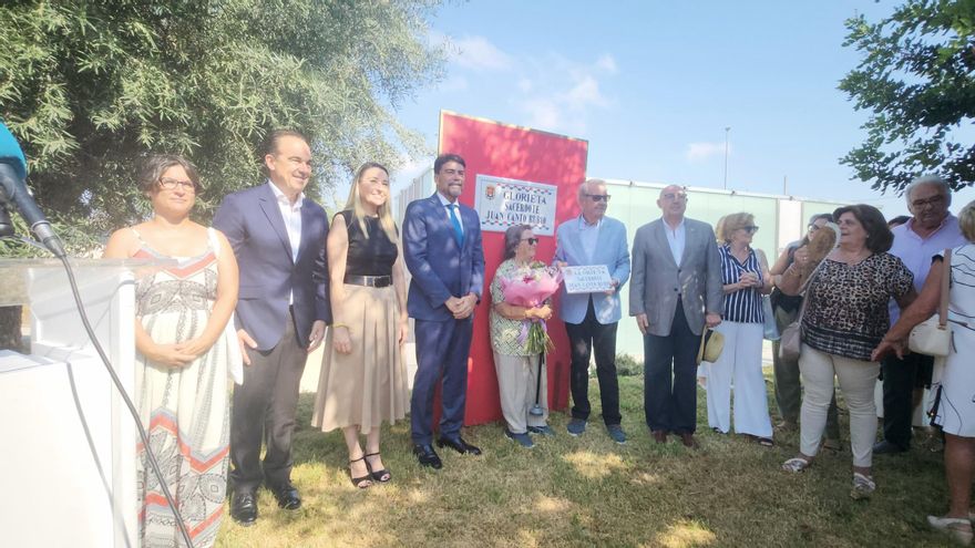 Inaugurada la rotonda en honor al sacerdote europeísta Juan Cantó