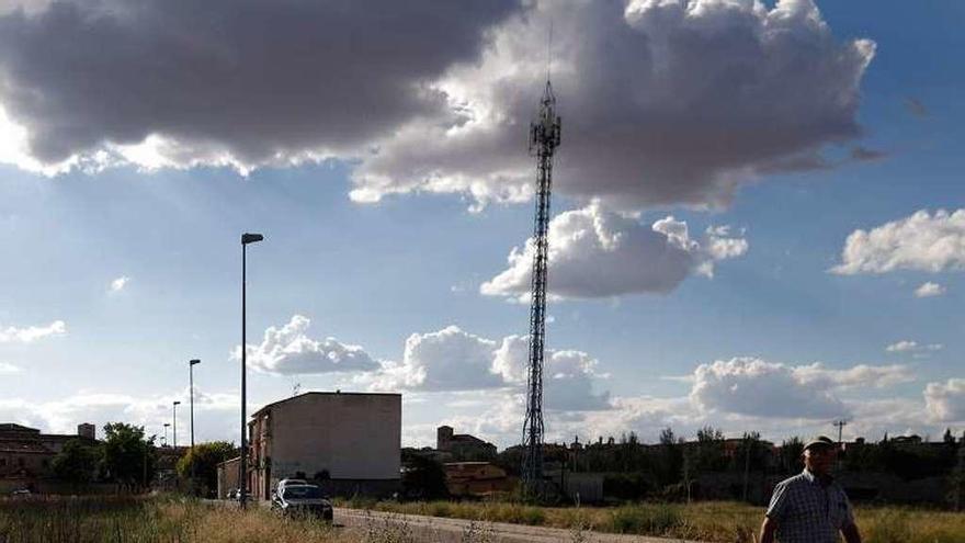 Parcela abandonada en el entorno urbano de Zamora.