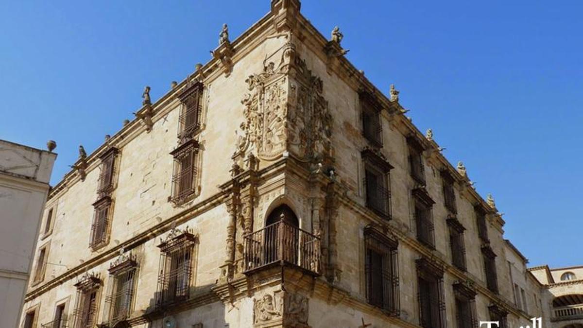 Palacio del Marqués de La Conquista en la Plaza Mayor de Trujillo