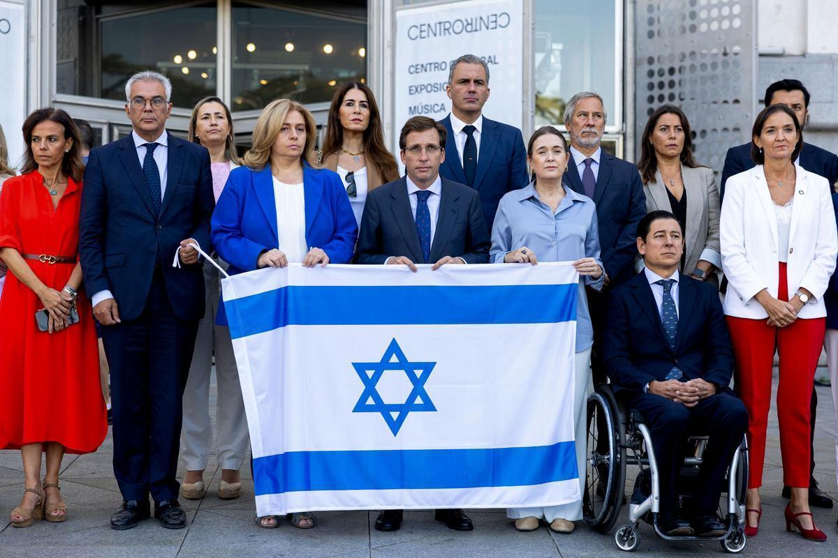 El Ayuntamiento de Madrid convoca un minuto de silencio en solidaridad con las víctimas de los ataques en Israel.