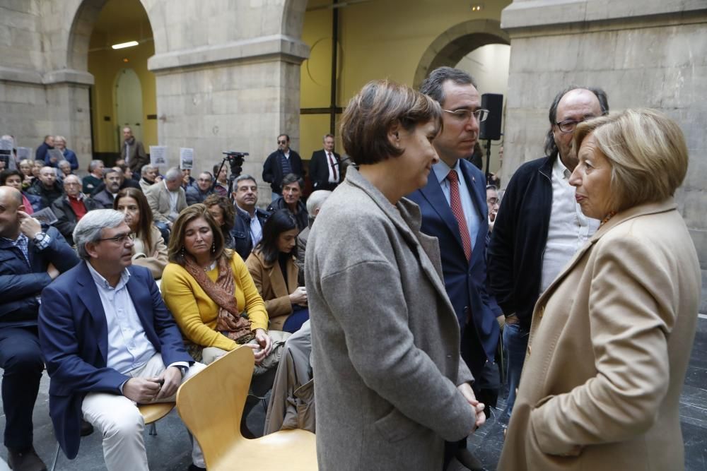 Gijón alza la voz para exigir el comprometido plan de vías.