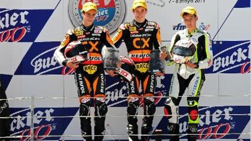 Àlex Rins, Àlex Márquez y Jorge Navarro en el podio de Alcañiz.