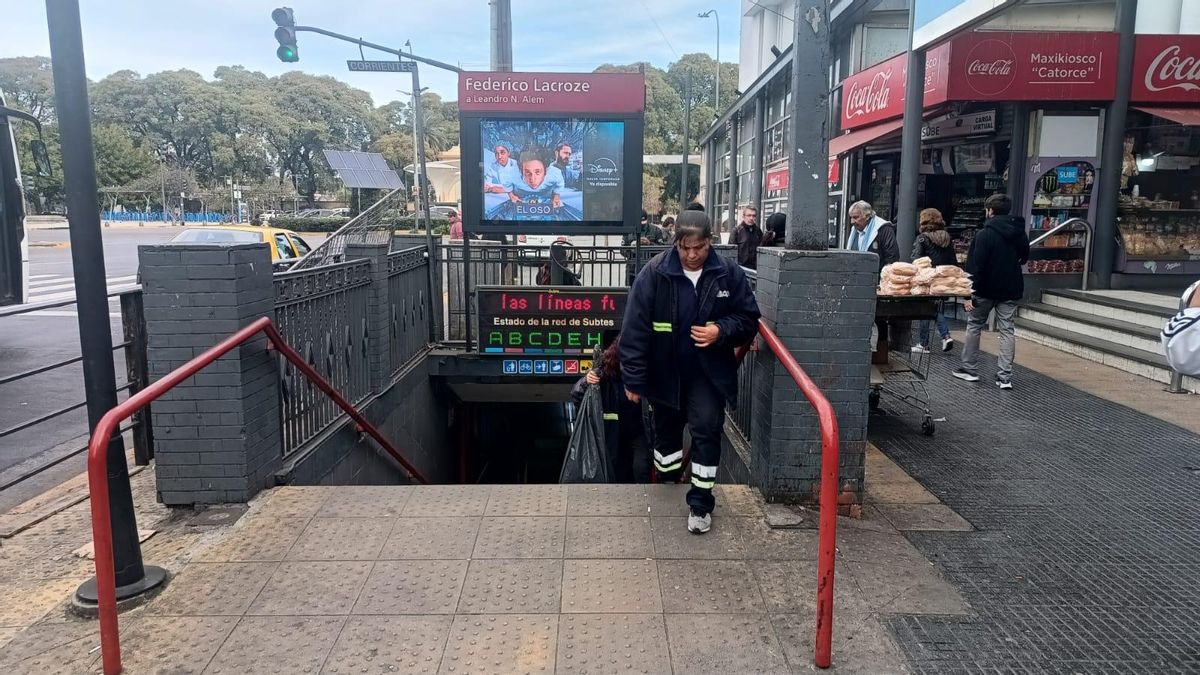 Una boca de metro en Buenos Aires.