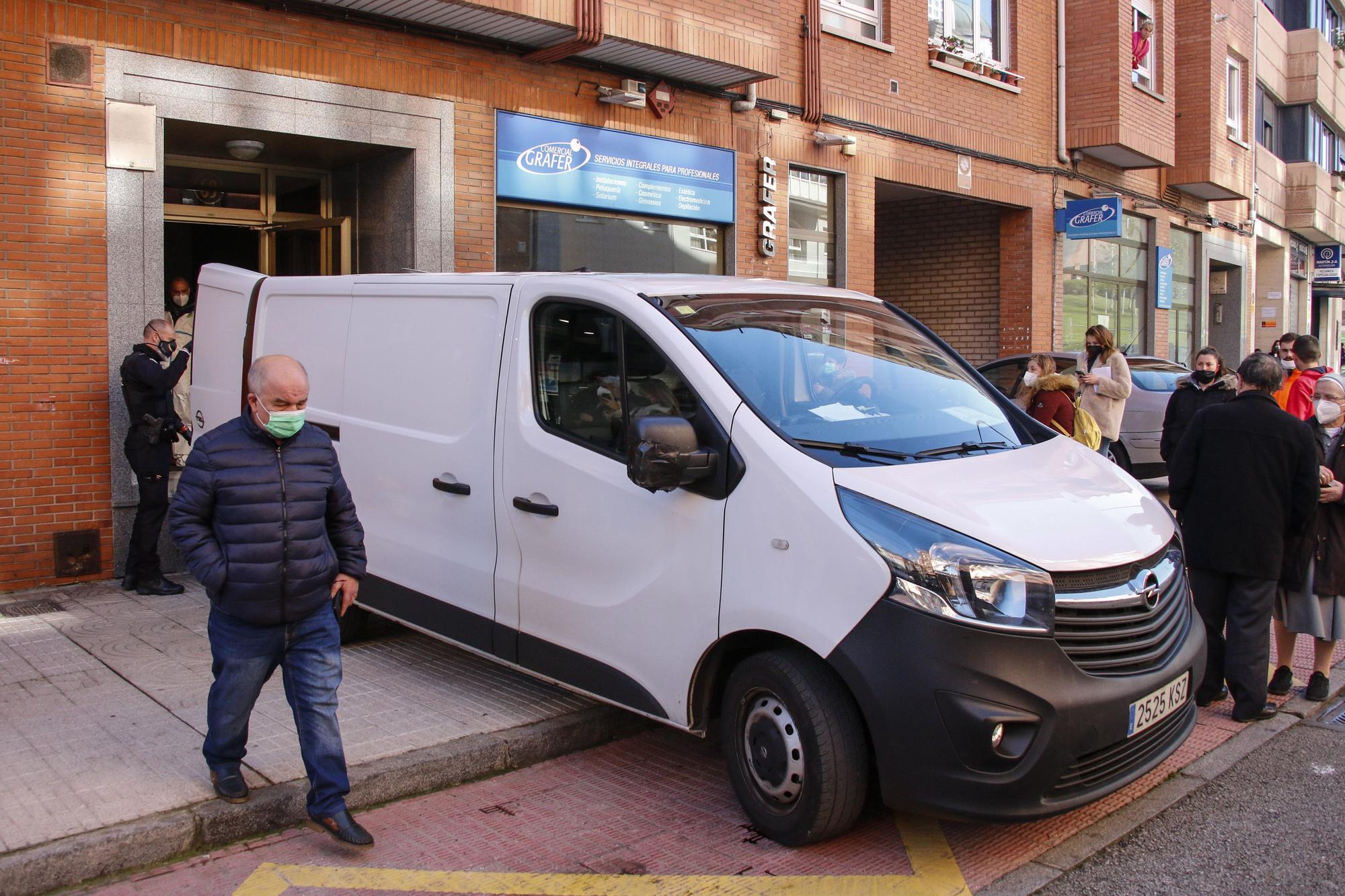 En imágenes: Conmoción en Oviedo por el asesinato de una niña de 14 años en Vallobín