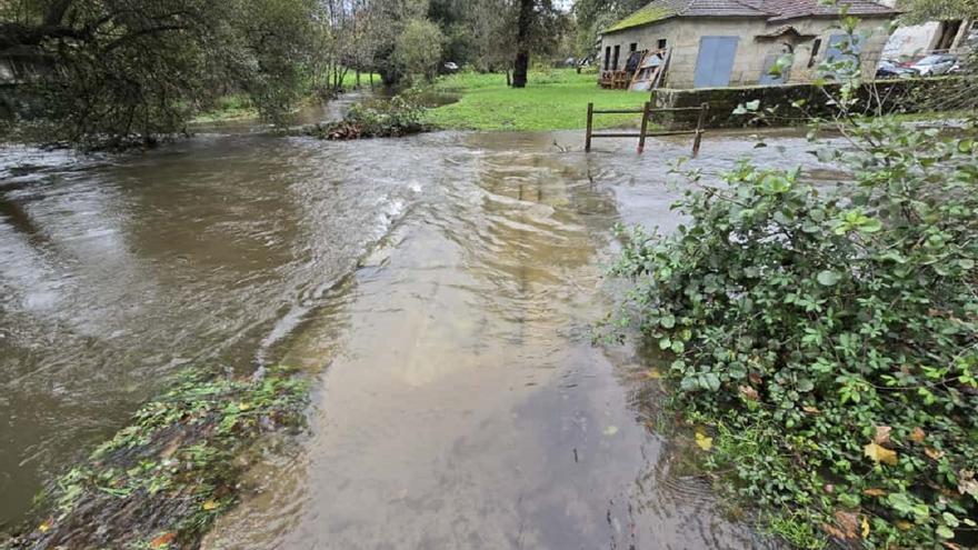 Desbordamiento en el río Miñor, en Gondomar