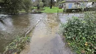 Las lluvias de Claudia desbordan el río Miñor en Gondomar y la Xunta vigila cauces en Vigo y Redondela