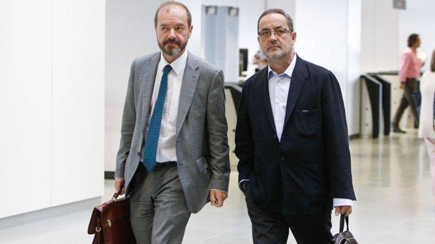 Agapito y Checa defienden la legalidad del finiquito de Luccin
