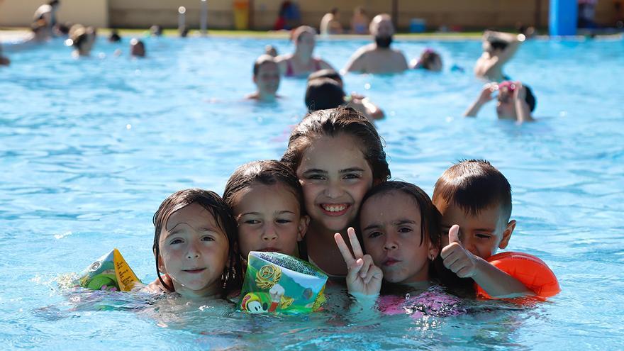 Apertura de las piscinas municipales en Córdoba