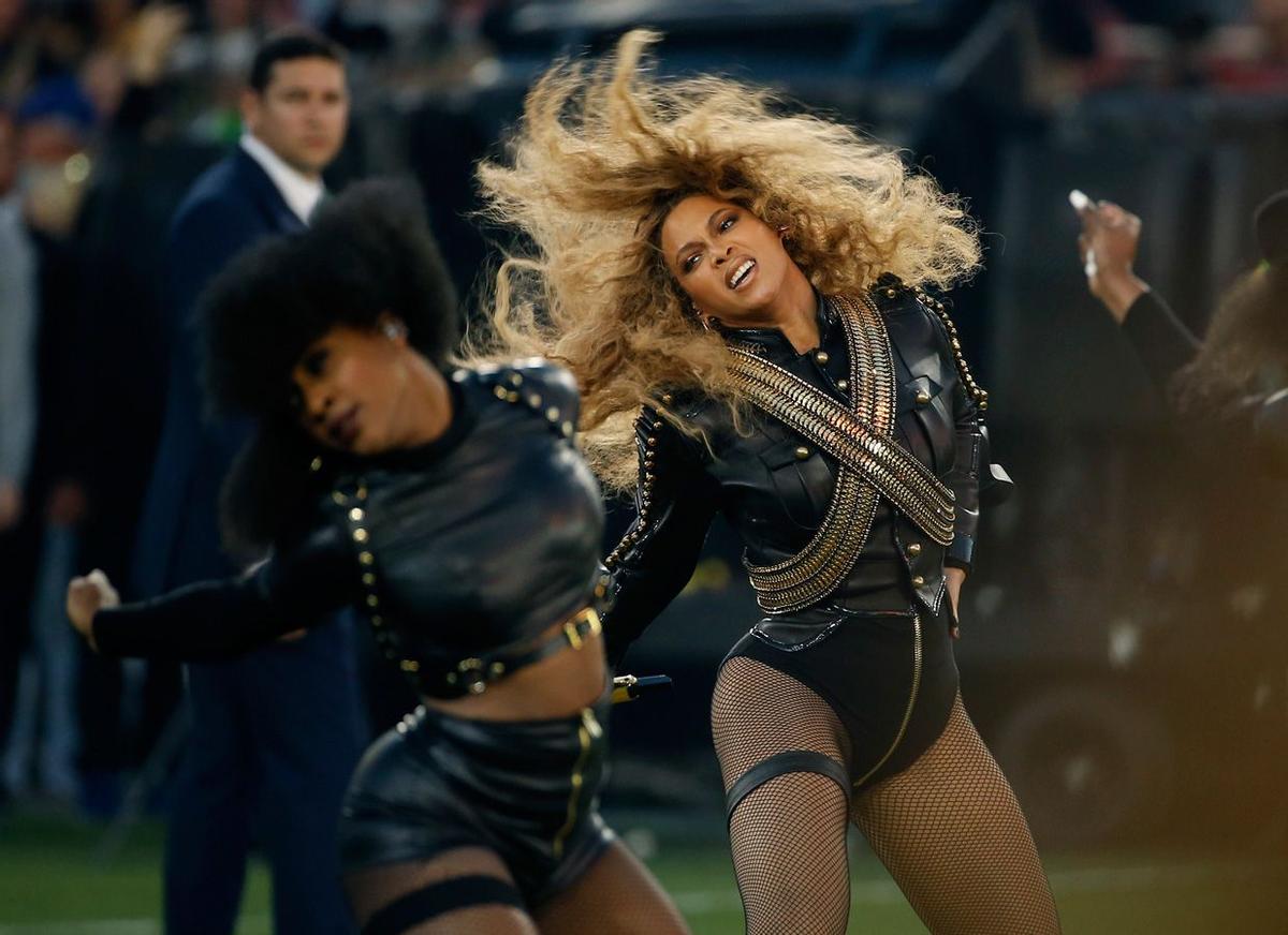 Beyoncé durante la Super Bowl