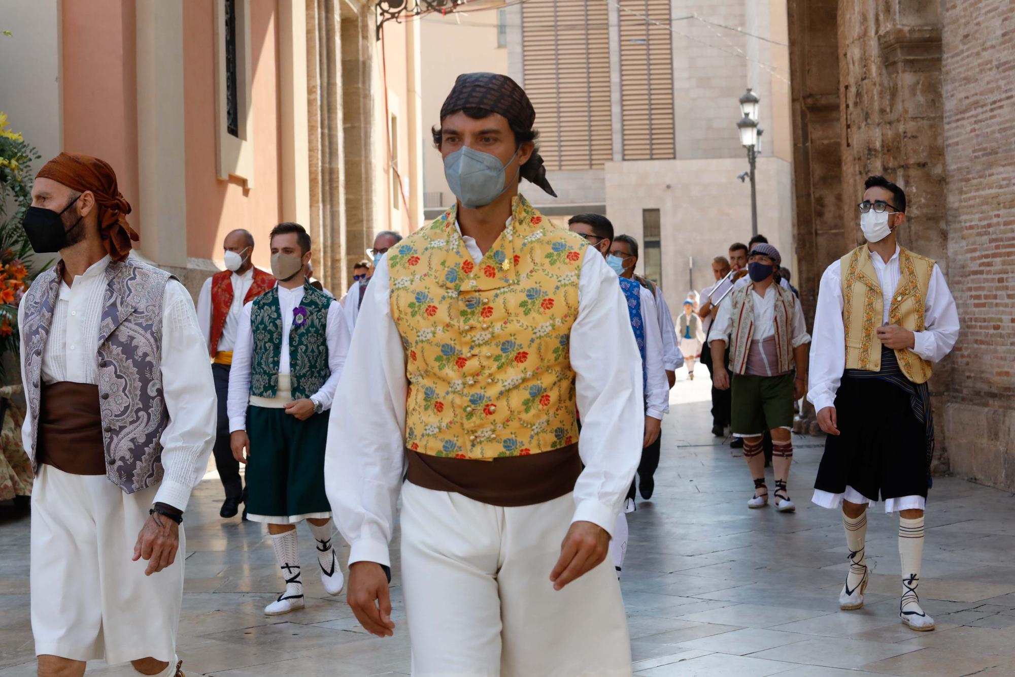 Búscate en el segundo día de Ofrenda por las calles del Mar y Avellanas (entre las 11.00 y 12.00 horas)