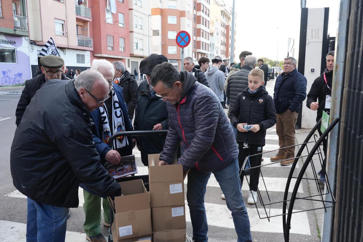 Galería: La afición del Castellón llena el SkyFi Castalia ante el Andorra