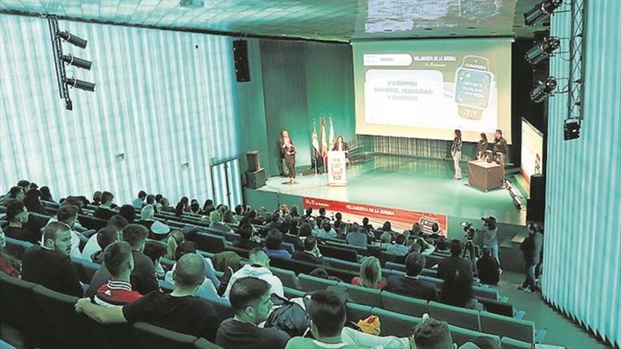 Éxito del V Congreso ‘Deporte, Igualdad y Empresa’ en Villanueva de la Serena