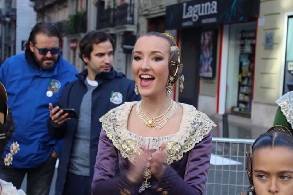 Falleras mayores, cortes de honor y comisiones, en el maratón