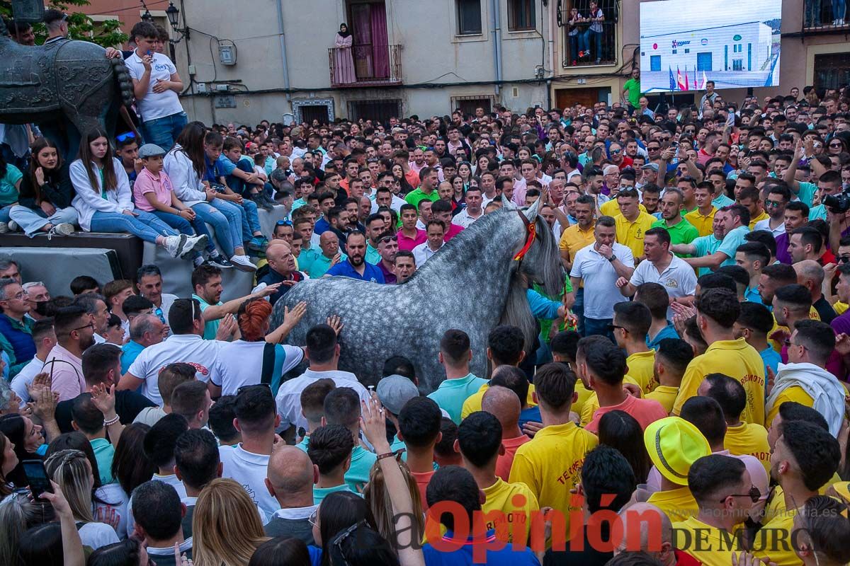 Entrada de Caballos al Hoyo en el día 1 de mayo