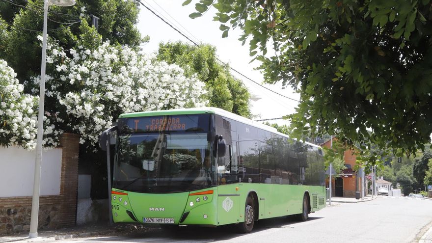 El PSOE reclama la parada del autobús en el Parque Joyero
