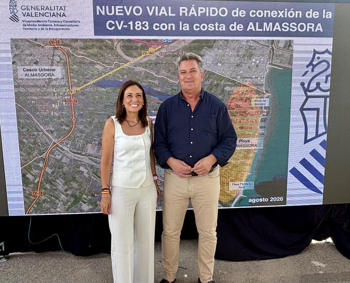 • El vicepresidente tercero y conseller de Medio Ambiente, Infraestructuras, Territorio y de la Recuperación de la Generalitat Valenciana, Vicente Martínez Mus, ha presentado el proyecto junto a la alcaldesa, María Tormo.