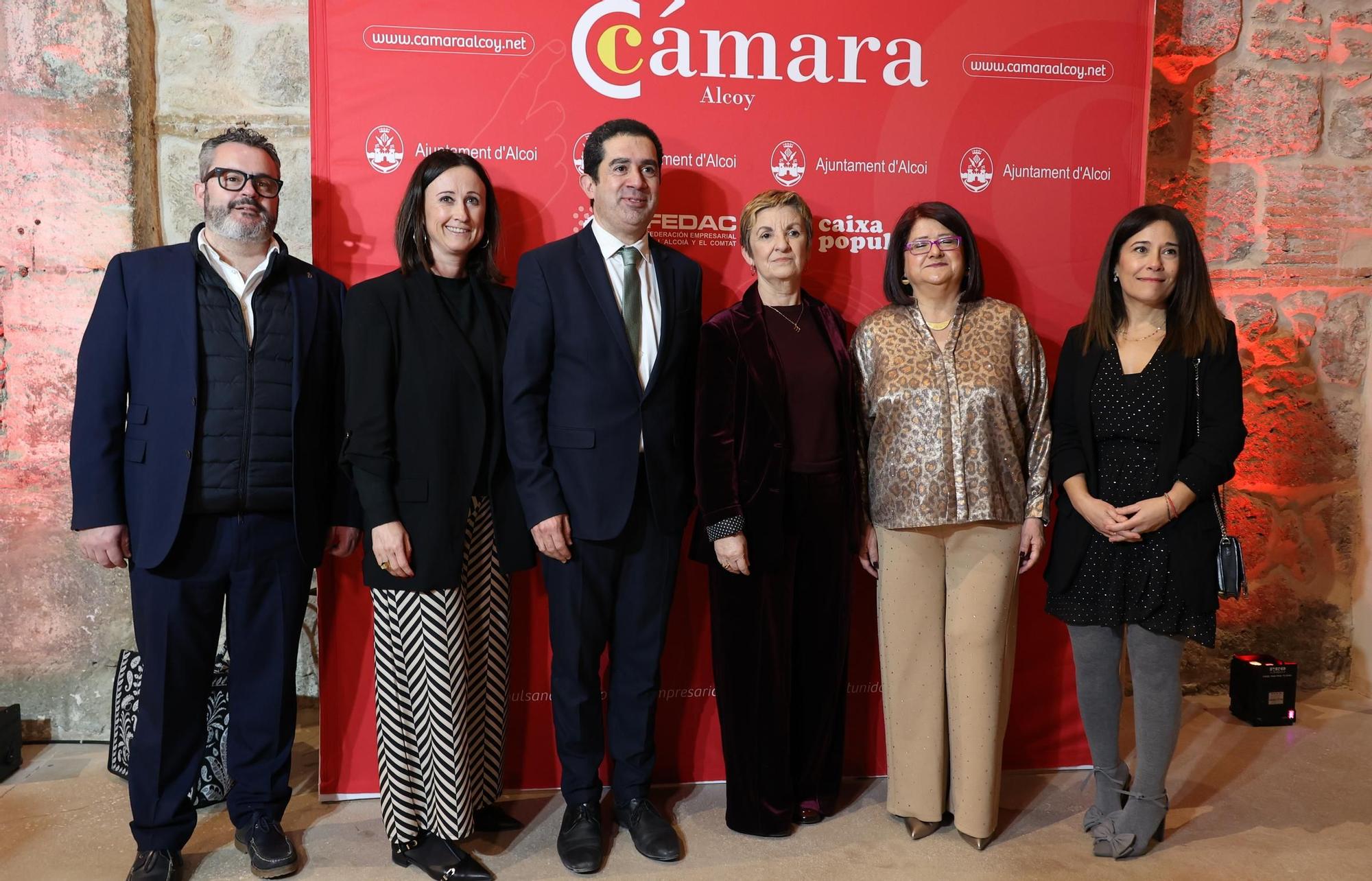La Cámara de Comercio de Alcoy premia a Losdi, Heliogràfics, Seripafer, Mercat de Sant Roc y Acceseo