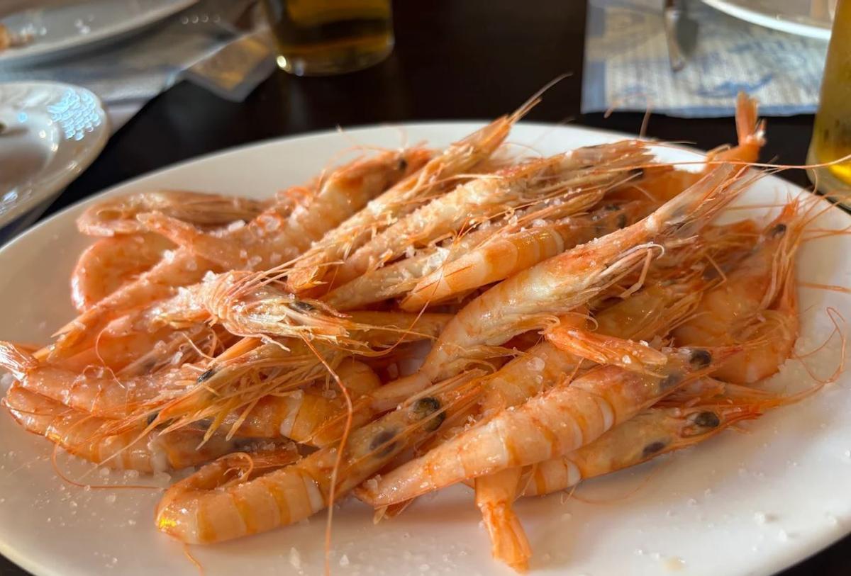 Taberna Chocaito, el restaurante de Huelva especializado en marisco, pescado y carne a la brasa a media hora de Sevilla