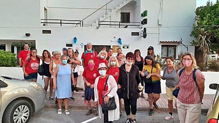 Un grupo de participantes en las iniciativas solidarias de Ibiza y Formentera Contra el Cáncer.