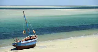 Mozambique, el país donde el Índico africano permanece más auténtico: una ruta para descubrir Maputo, playas de Inhambane y la vida frente al mar