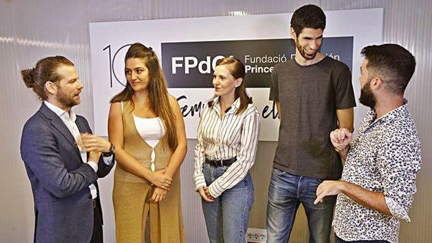 Els cinc premiats de l&#039;edició d&#039;enguany dels premis.