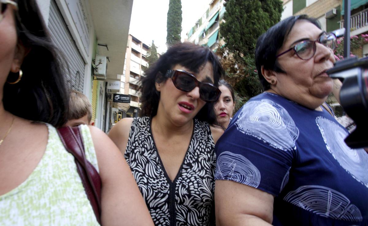 Juana Rivas, en el centro, en una imagen de archivo.