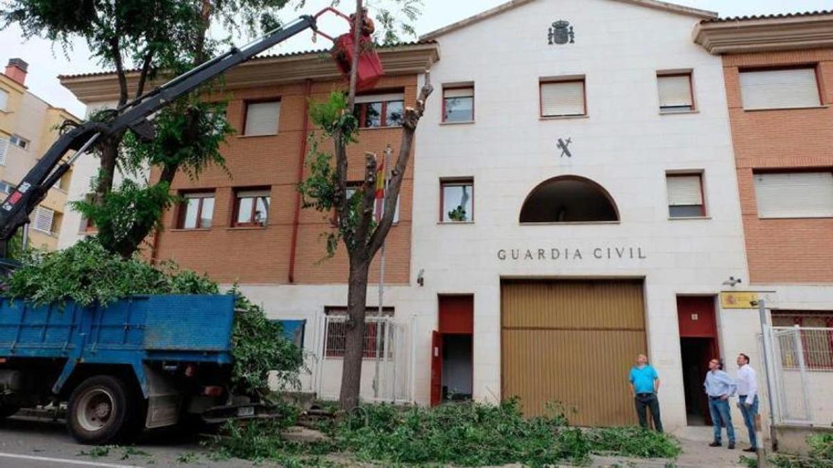 Fachada de la casa cuartel de la Guardia Civil de Tarazona.  | EP