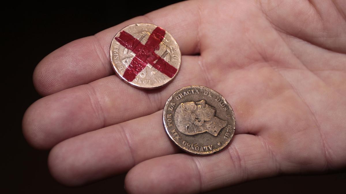 Chapas utilizadas en Zamora para jugar en Semana Santa.