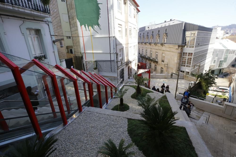 Inaugurada la escalera de la II República