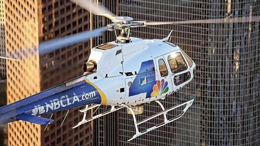Un helicóptero se estrella en Los Ángeles y deja tres muertos