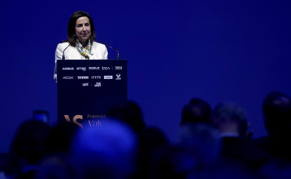 Margarita Robles, ministra de Defensa, durante su intervención de clausura en la gala de entrega de los Premios Valor y Servicio.