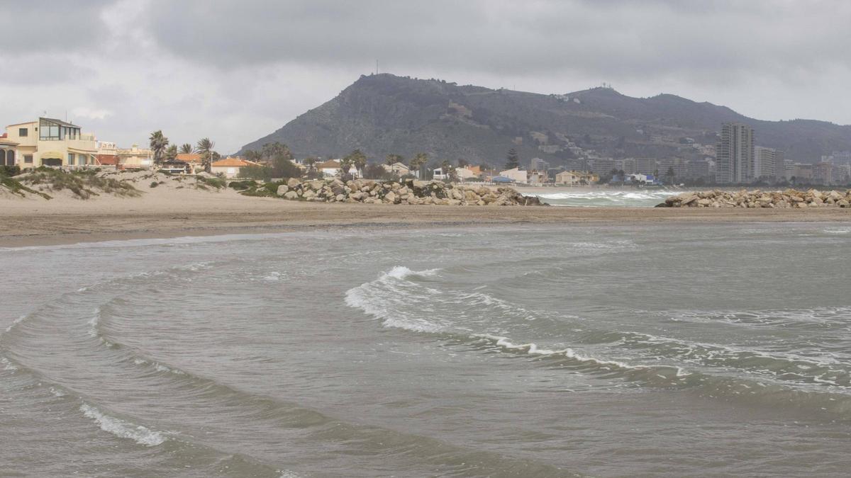 Playa del Marenyet, donde se proyecto la aportación de arena para regenerar la costa.