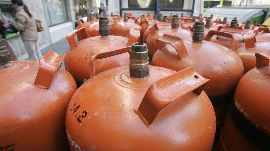 Intoxicados una mujer y tres menores por una fuga de gas en una vivienda de Algeciras