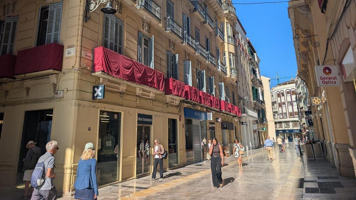El edficio de calle Especería, en el centro de Málaga capital, que albergará un hotel de cuatro estrellas.