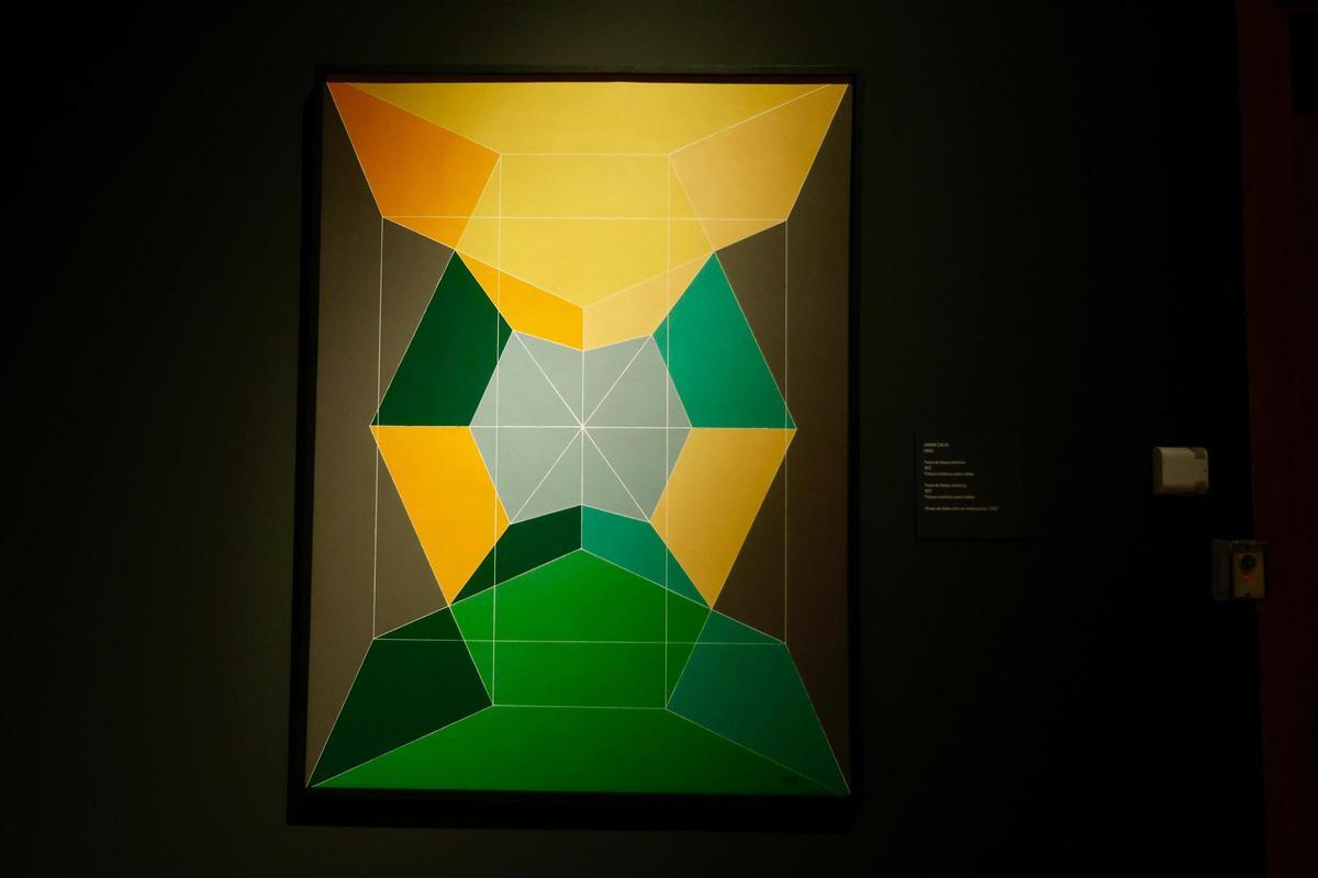 El Museo de Bellas Artes de València desempolva su colección de arte contemporáneo: Michavila, Yturralde o el Equipo Crónica componen 'Tiempos Modernos'