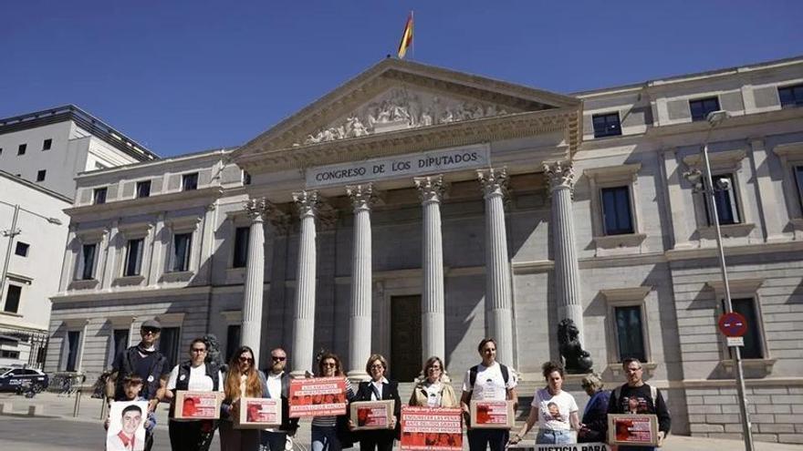 La familia de Leticia Rosino logra 130.000 firmas para endurecer la Ley del Menor: "8 años por la muerte de una persona es ridículo"