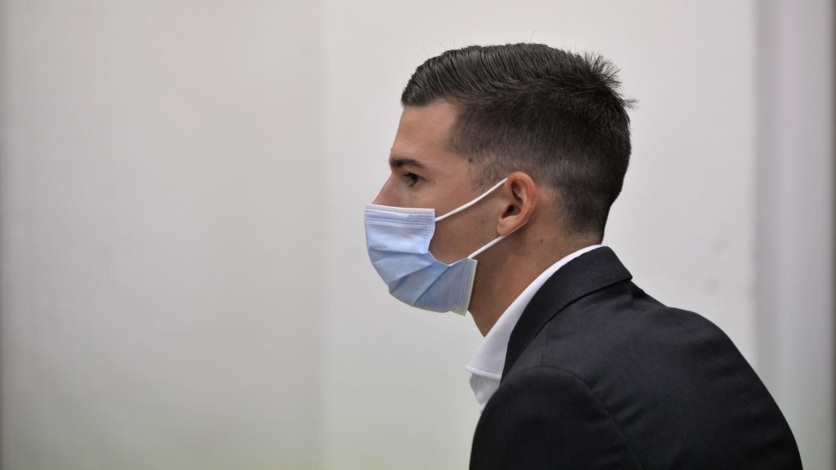 El futbolista Santi Mina en el segundo día de juicio por presunta agresión sexual