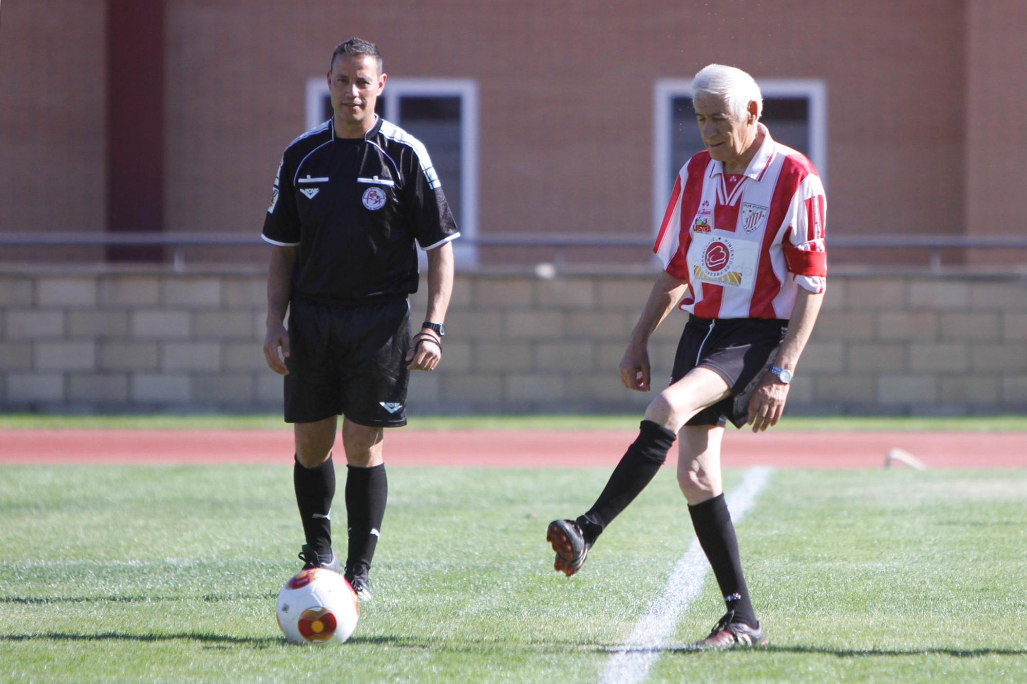 Antonio Fernández Carbajo y el fútbol, en imágenes