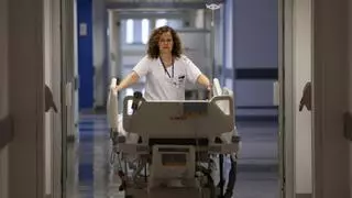 Las mejoras laborales del SMS no se quedan solo en médicos y enfermeros: celadores, cocina y lavandería también entran