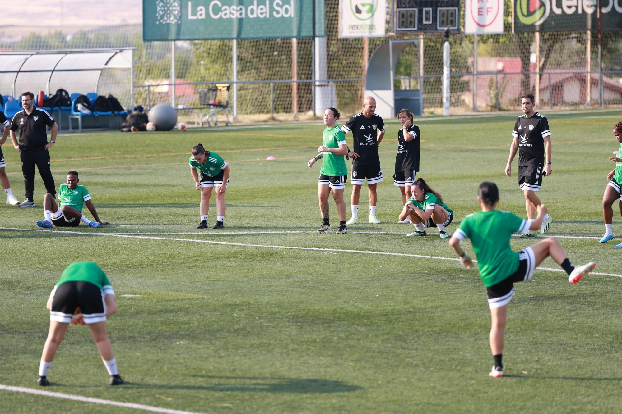 Fotogalería | Inicio de la pretemporada del Cacereño Femenino