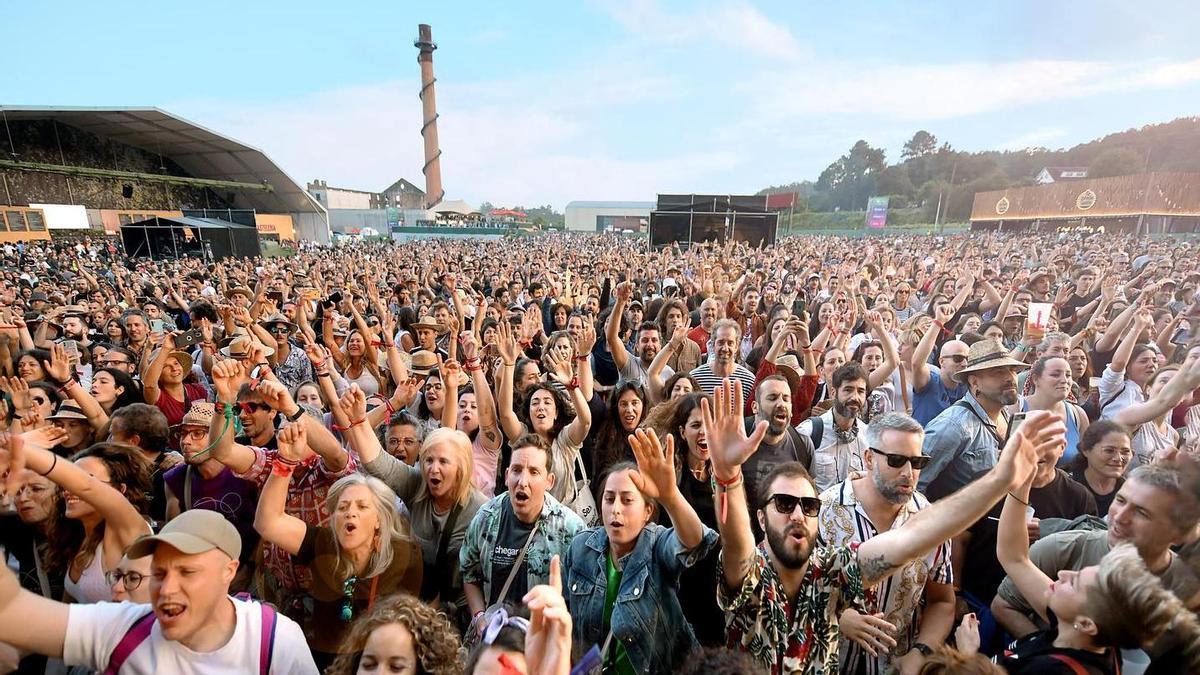 Asistentes a un concierto en una de las pasadas ediciones del festival Portamérica de Portas