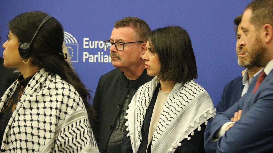 L&#039;Eurocambra obliga Irene Montero a treure&#039;s el mocador palestí per intervenir en un debat al ple