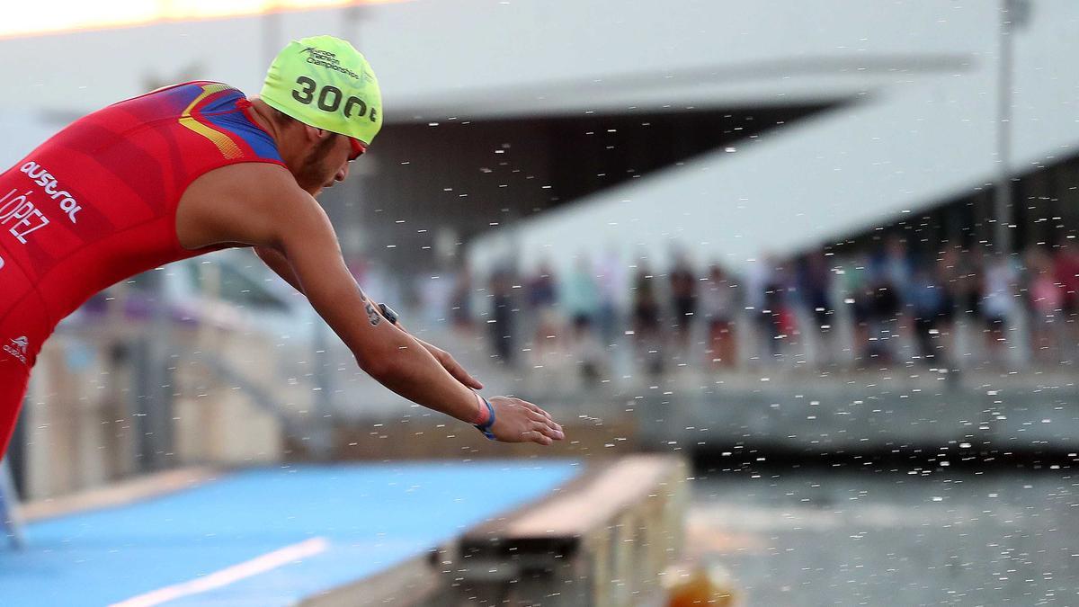 Búscate en las imágenes del campeonato de Europa de Triatlón . Distancia Olímpica