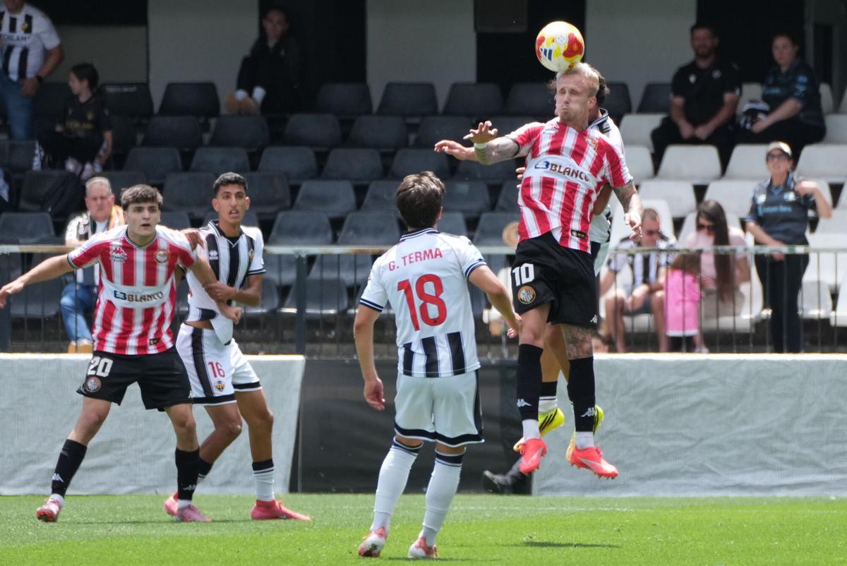 Galería | El Castellón B-Logroñés del SkyFi Castalia, en imágenes