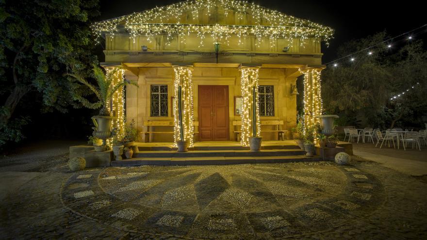 El cementerio inglés de Málaga propone un viaje en el tiempo a la época victoria durante esta Navidad